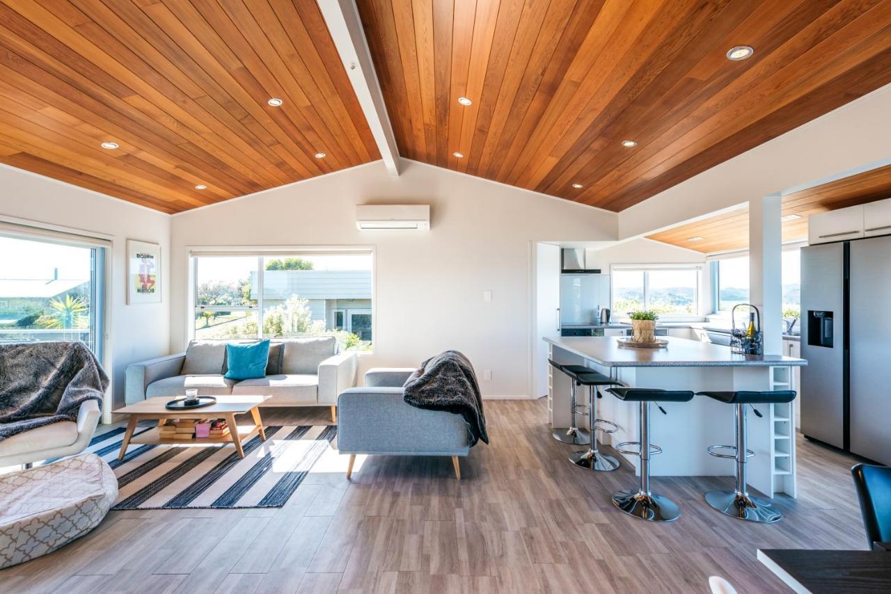 Villa Ocean View Te Whau Bay Esterno foto